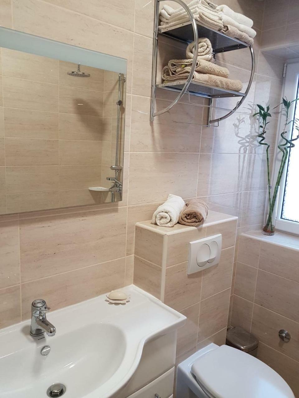 Apartman Natalia Тиват Экстерьер фото